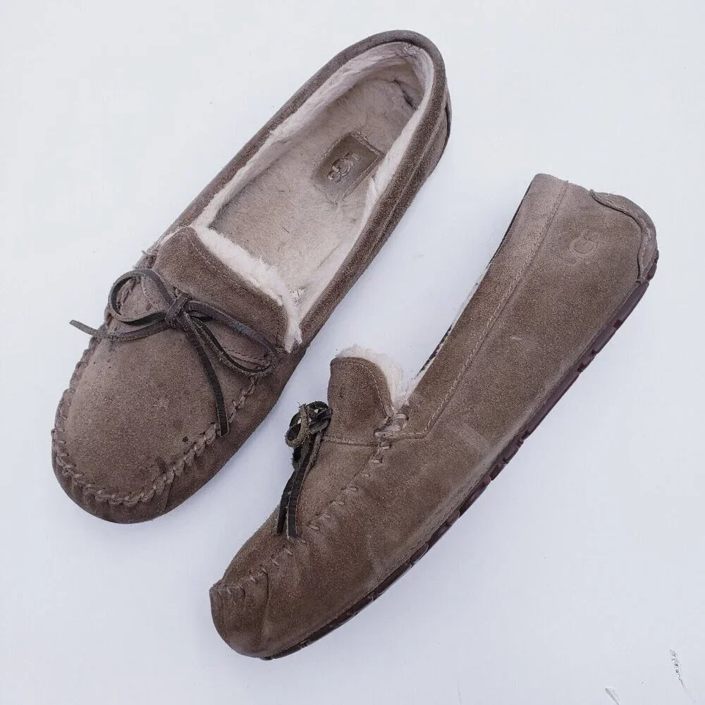 UGG Men's‎ Size 11 Corvin Loafer Moccasin Slippers Tan Suede DRY LEAF Slip On